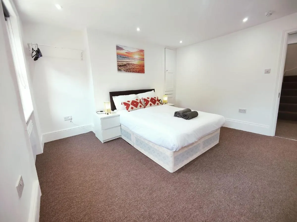 לונדון 3 Bed Flat Close To Liverpool St & Brick Lane 0*,